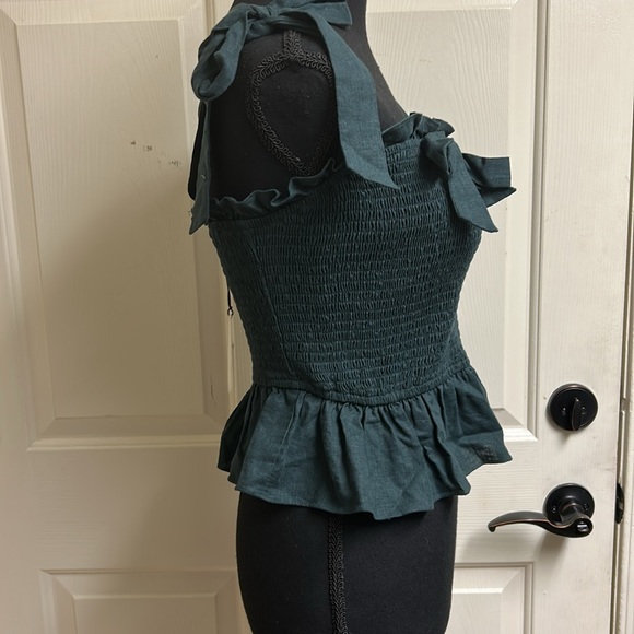 A loves A  Small Deep Teal Ruffle Top, 55% Linen. 45% Rayon, Length 14”,… - Picture 5 of 8